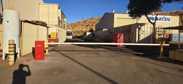 boom gate