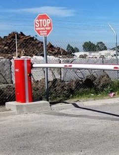 boom gate2